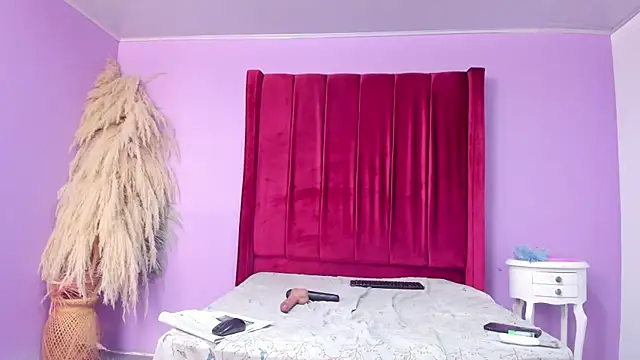 shanelle__ - Shanelle__'s free webcam - UK Sex Cams