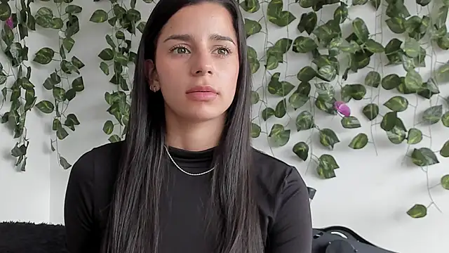 laurensmith9 - Laurensmith9's free webcam - UK Sex Cams