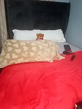 alicia_x98 - ALICIA_X98's free webcam - UK Sex Cams