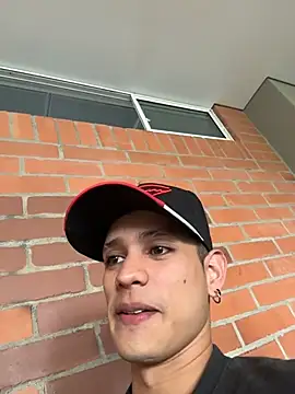 harrygaze - HarryGaze's free webcam - UK Sex Cams