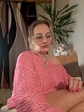 blond_lady_czech - Blond_lady_czech's free webcam - UK Sex Cams