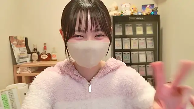 hikari_x0 - HIKARI_x0's free webcam - UK Sex Cams