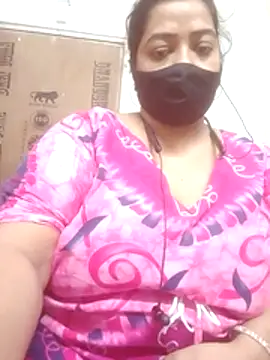 Webcam Model (zeepe19) is live