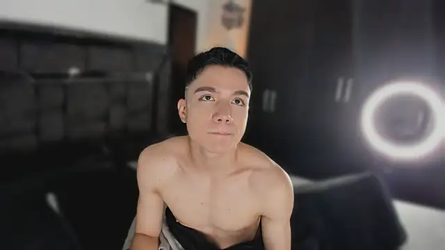 alanblack1 cam preview