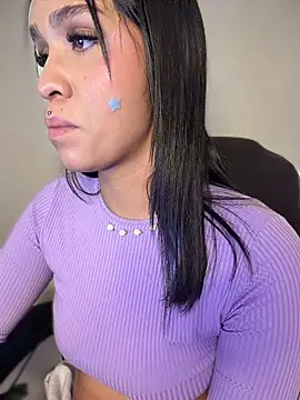 isabella-teen - Isabella-Teen's free webcam - UK Sex Cams