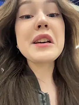 Peachy_Dream from StripChat is Freechat