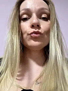 webcam live sex Bondgirl 013