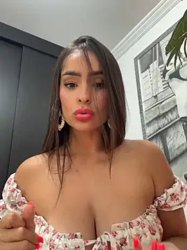 Mau_White live sex cam