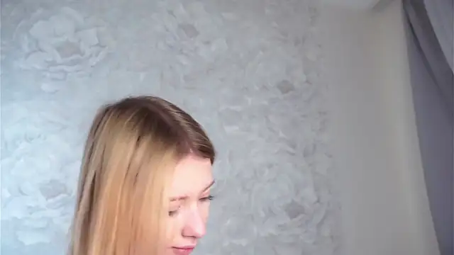 sunnivacovil (F teen) - 🎀Tease with my booty🎀