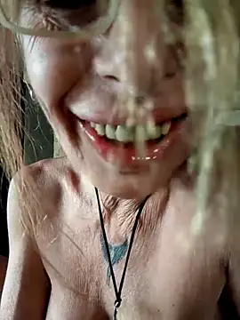 FrozenWaffle - Cams Ao Vivo