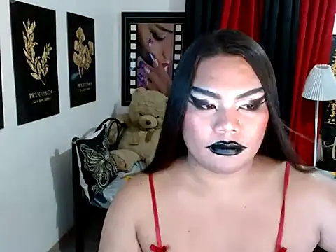TSbrianaHugeCock webcam