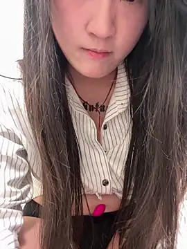 美女chunxiaoquqn在线直播