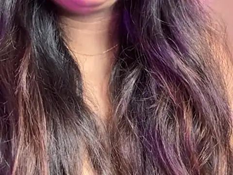 Its_cherry_magic webcam