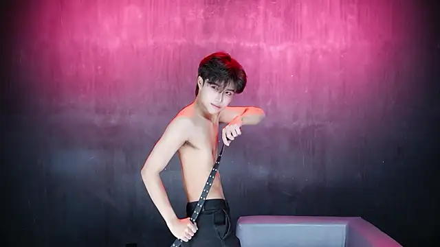 queen-vibe (Ask my age) - 2 BOYS sexy suit