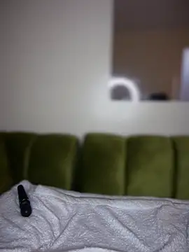 Webcam Model (ScarletMuseX) is live