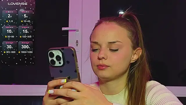 Misss_Vikk live sex cam