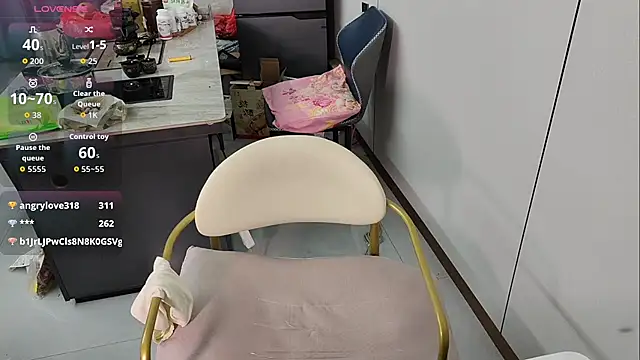 美女xlin-baby在线直播