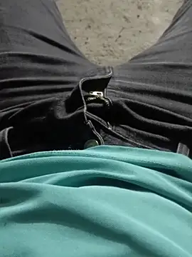 Rocky-badboy_cum4me webcam