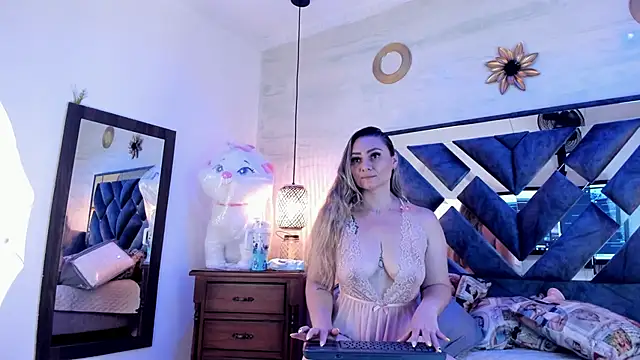 annie_vega17_ webcam