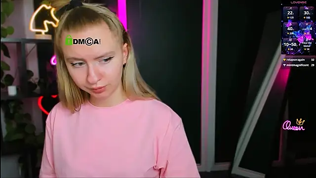 mila_glow1 live sex cam