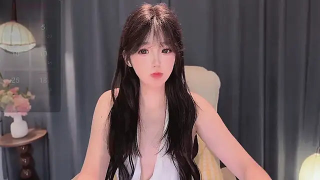 美女Yaiyigirl在线直播