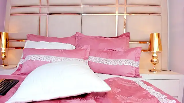 VictoriaGarret webcam