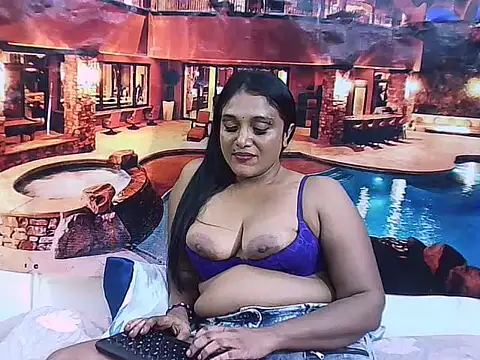IndianSexyLady20 webcam