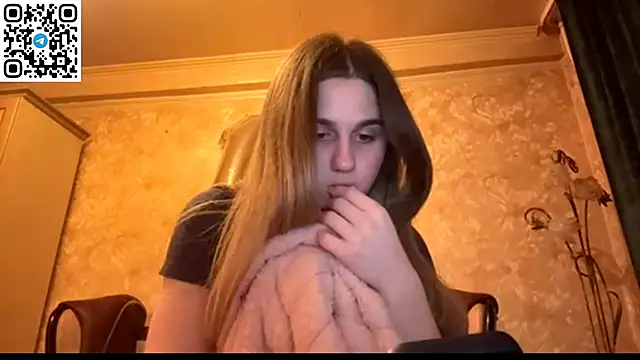 LovelySilk_63 webcam