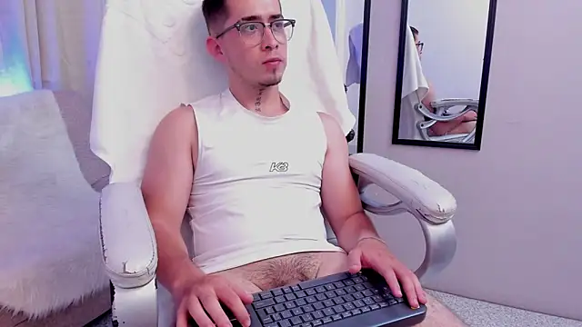 Tommas_Jhonson webcam