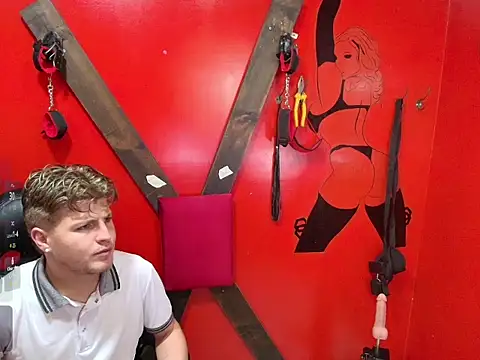 Justiin_and_brianna_BDSM webcam