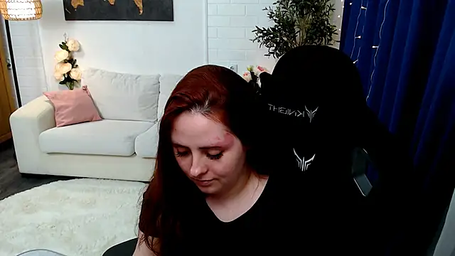 Hennessy_bunny webcam