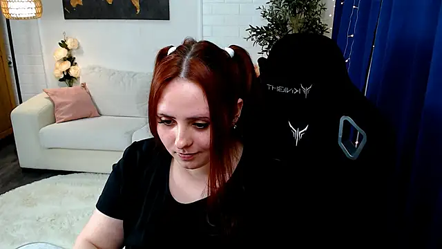 Hennessy_bunny webcam