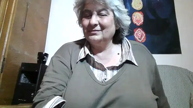 ExquisiteMature webcam