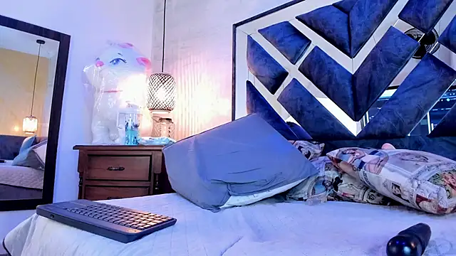 annie_vega17_ webcam