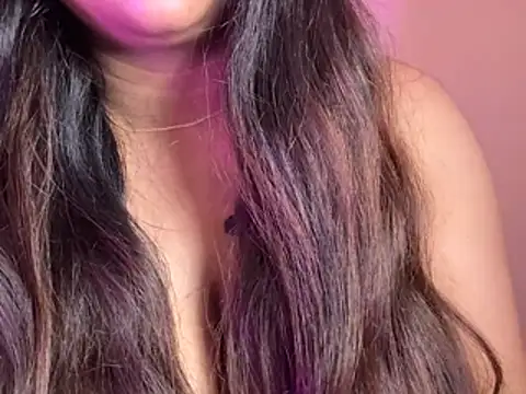 Webcam Model (Its_cherry_magic) is live