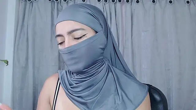 jade_nassar live sex cam