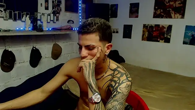 paul-mendezx (M young) - masturbate hard and spit