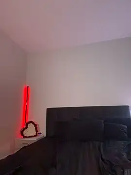 Niinarosee live sex cam