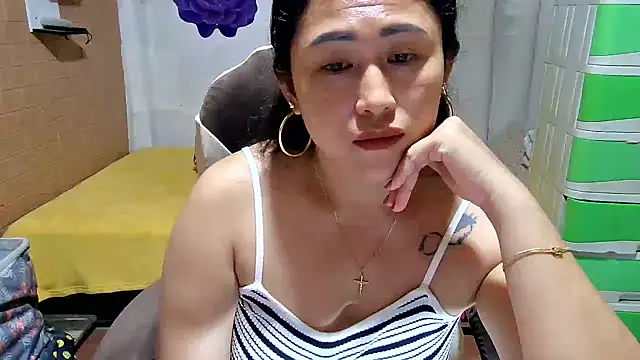 Filipina_Desire webcam