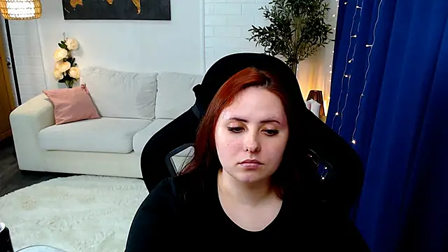 Hennessy_bunny webcam