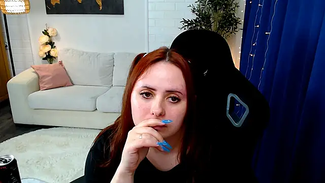 Hennessy_bunny webcam