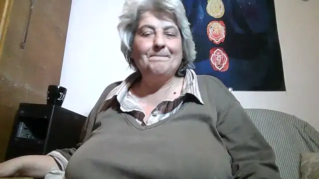 ExquisiteMature webcam