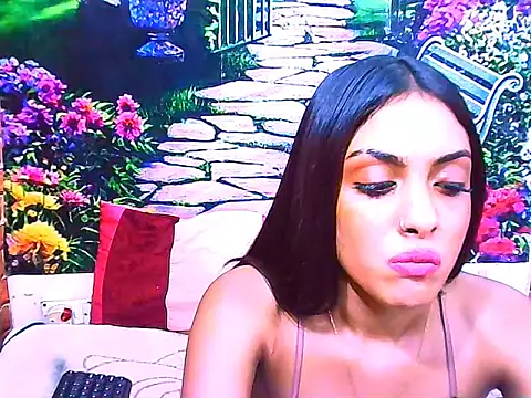 IndianPretty14u2Luv webcam