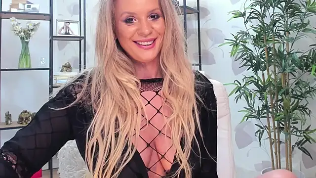 Smileyelyourgf webcam