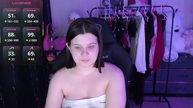 AmyVibess webcam