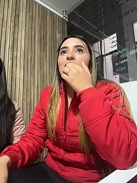 Antonella_Julieta webcam