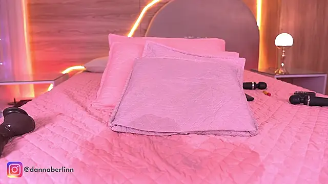 danna_berlin_ live sex cam