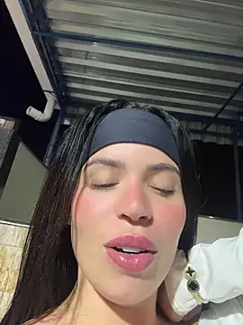 Rafaellaz - Live Cams