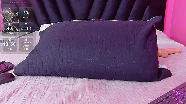 EbonyCoWorker webcam