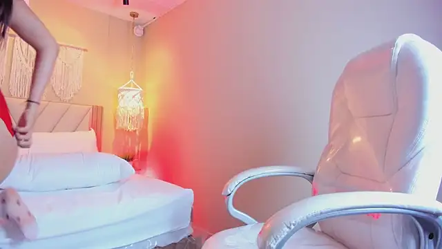 NahimiThompson webcam